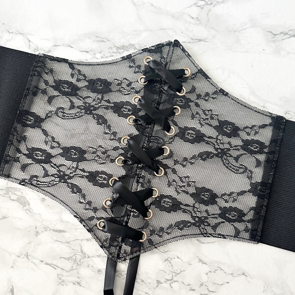 Romantic Black Lace Corset Style Waist Belt Stretch Snap Back Closure Size Small - Picture 9 of 12